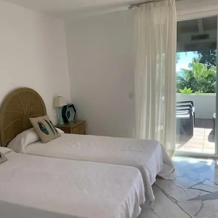 Casa En Primera Linea De Playa Holiday home Estepona